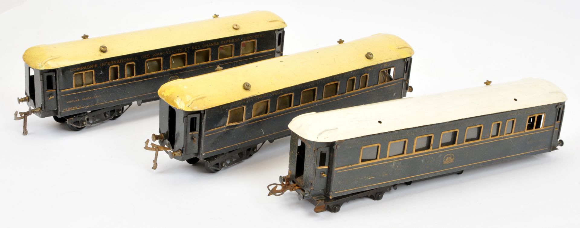 Hornby O Gauge 3x Wagon-Lits Dining & Sleeping Cars.  - Image 2 of 2