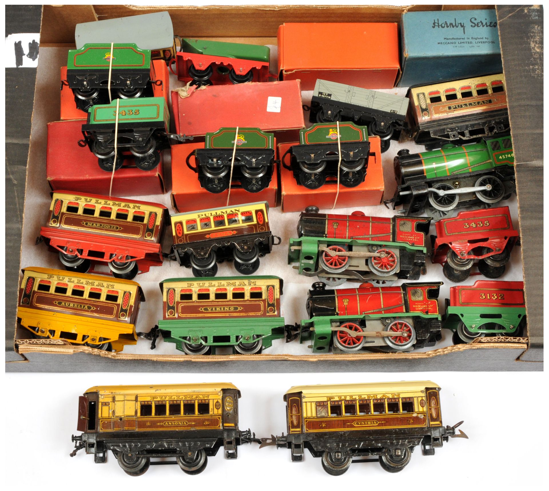 Hornby tinplate loco's, tenders & coaches. 