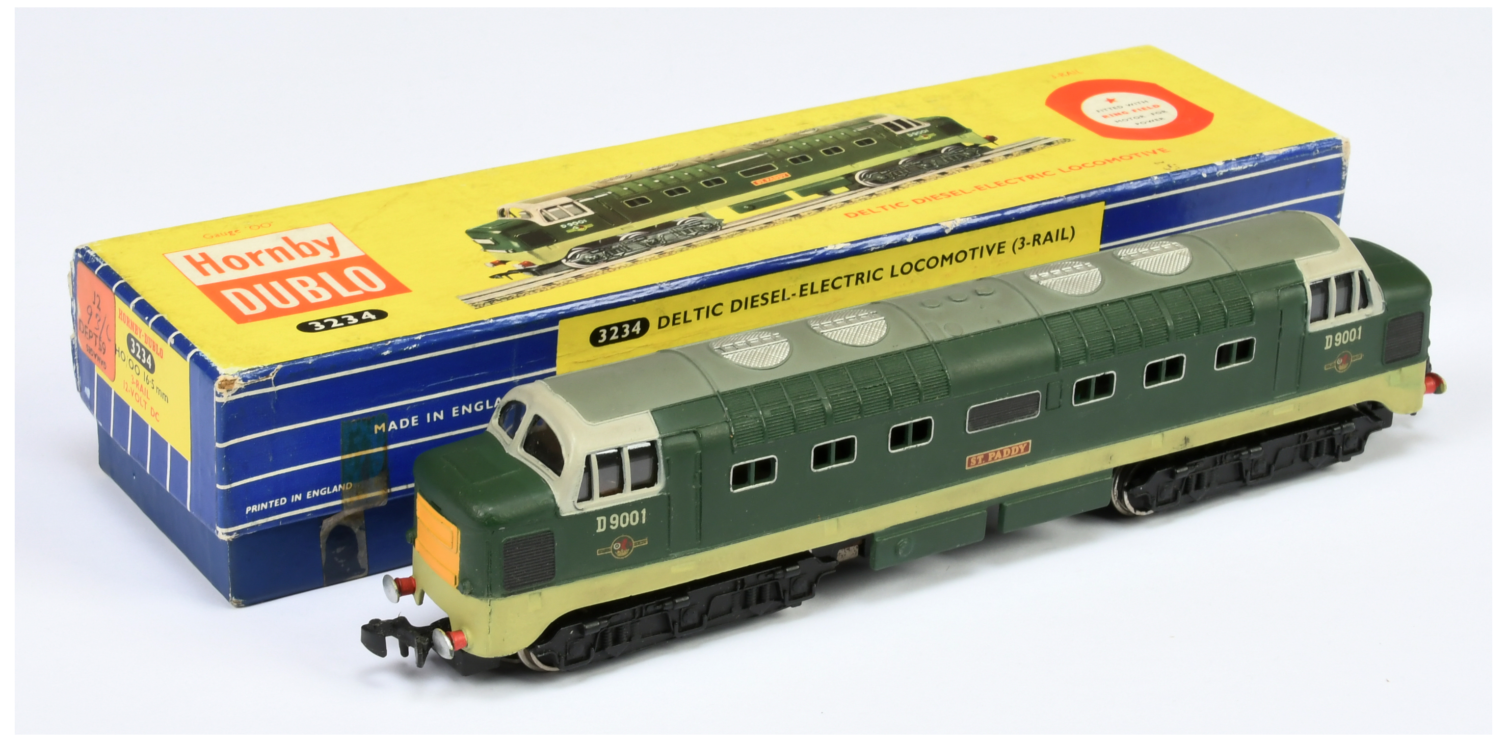 Hornby Dublo 3-rail 3234 Co-Co BR two-tone green Deltic Diesel Loco No.D9001 "St. Paddy"