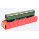 Hornby Dublo 4150 SR green Electric Driving Trailer Coach complete with dummy 3rd rail pick-up shoes