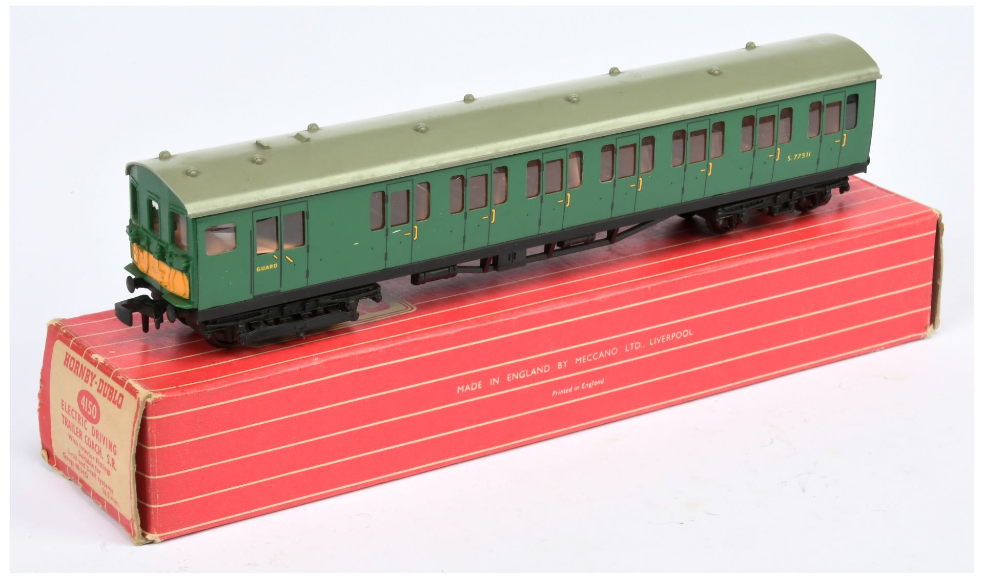 Hornby Dublo 4150 SR green Electric Driving Trailer Coach complete with dummy 3rd rail pick-up shoes