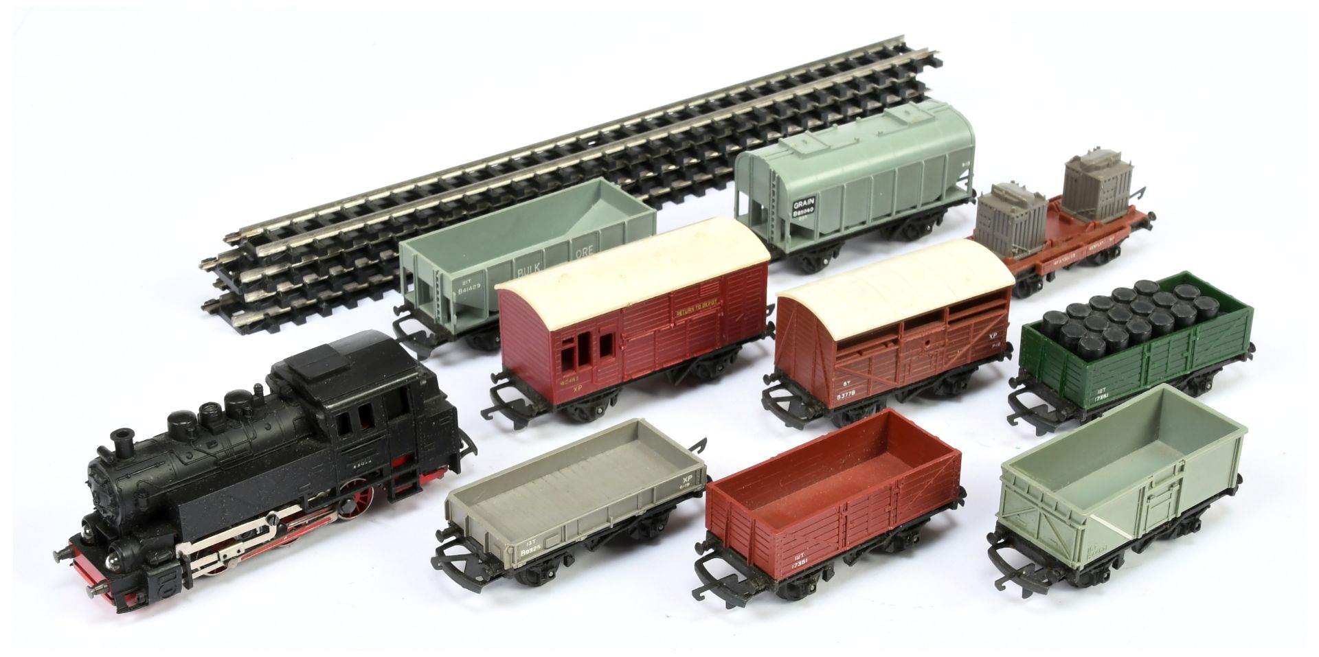 Triang & Similar an unboxed group comprising of Locomotive, Rolling stock and Track