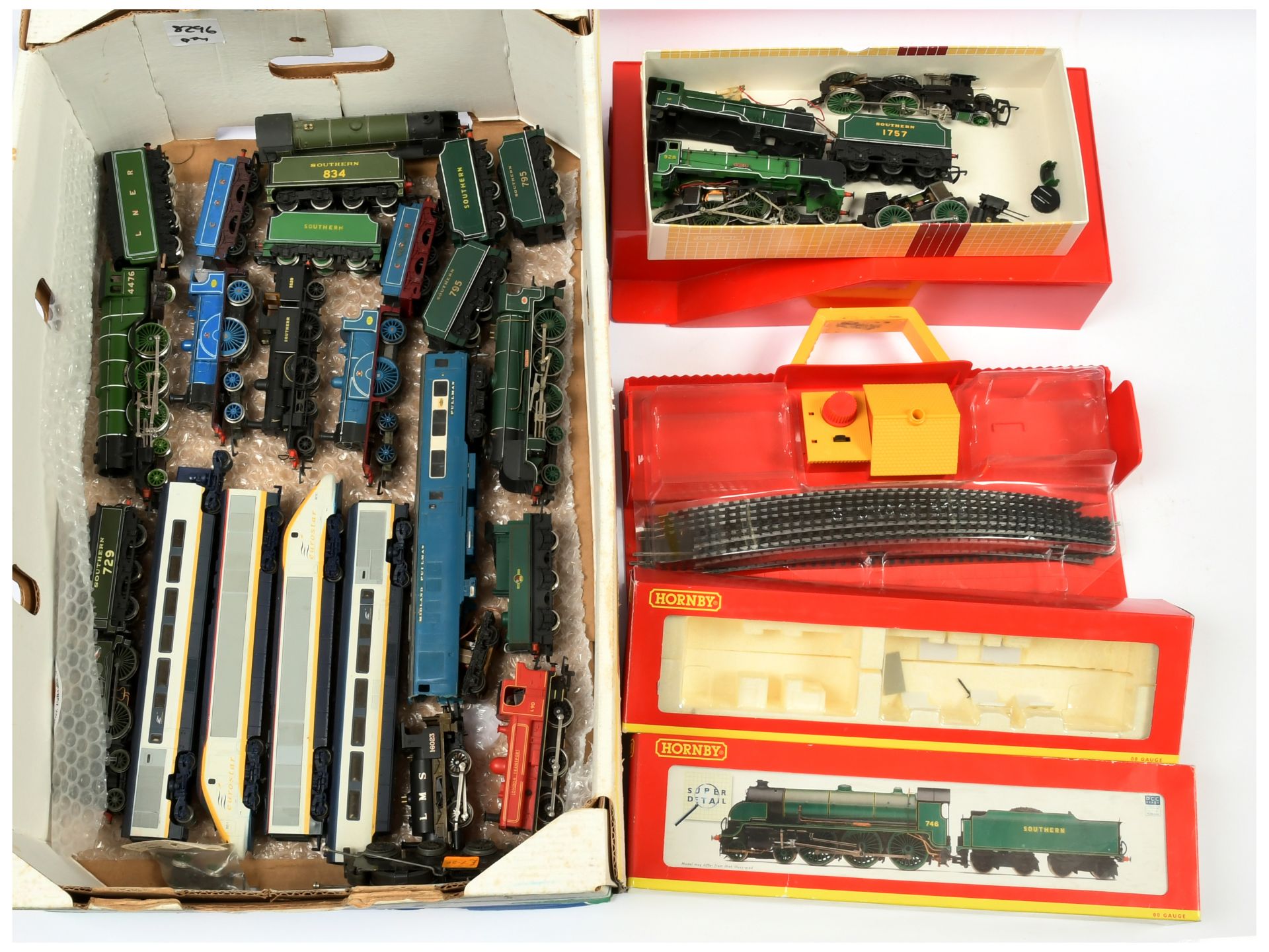 Hornby & Similar an unboxed group to include