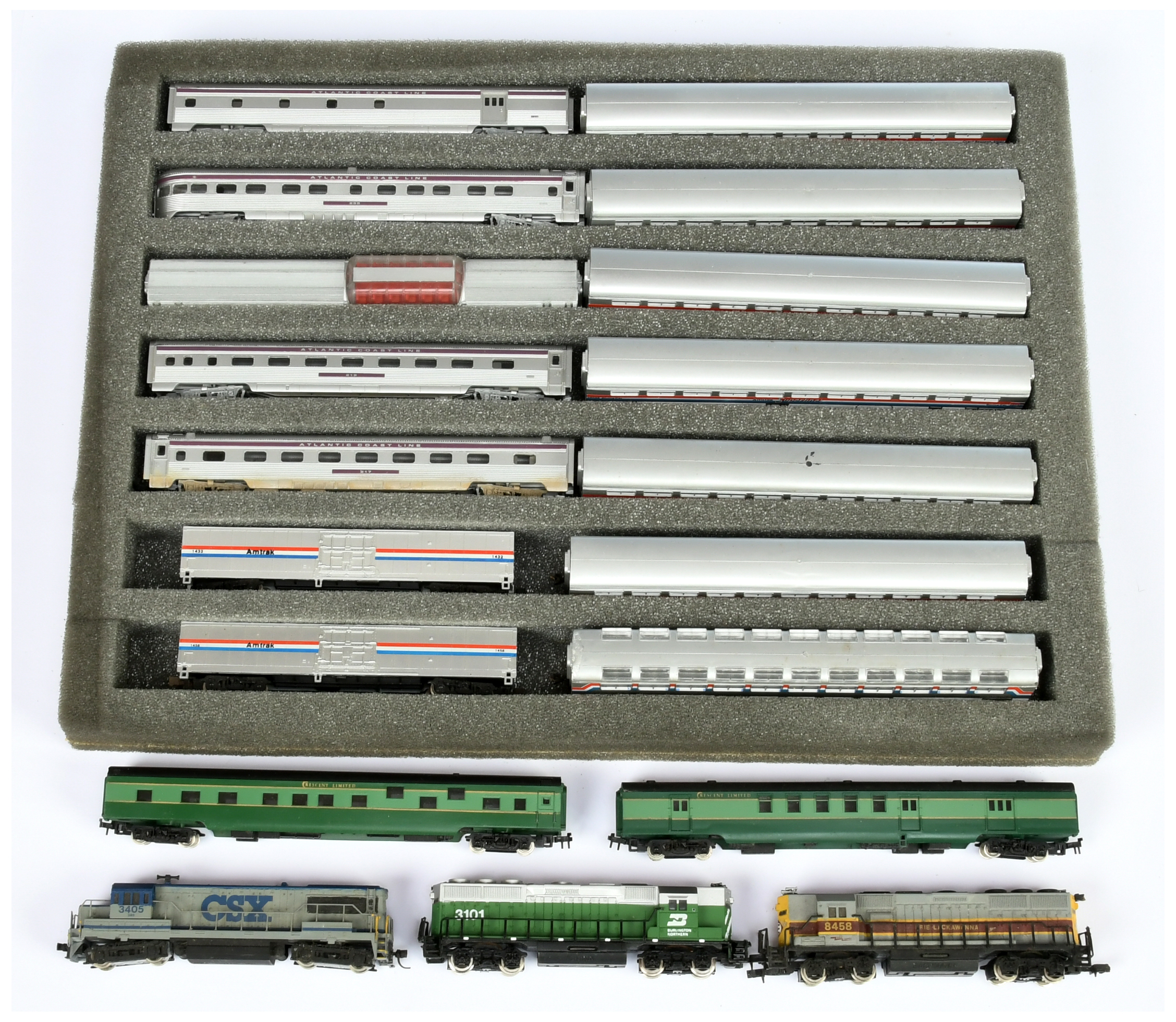 Kato, Bachmann & Similar N Gauge an unboxed group comprising of 