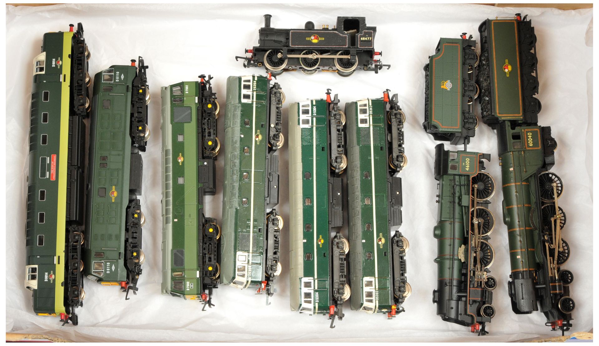 Hornby, Bachmann & Similar an unboxed group of Steam and Diesel Locomotives to include