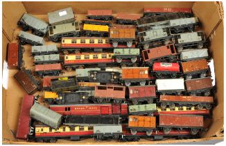 Hornby Dublo an unboxed group of 2&3-rail Wagons and Coaches