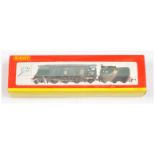 Hornby (China) R2221 4-6-2 BR green Streamlined Battle of Britain Class Loco No.34067 "Tangmere"