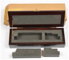 Hornby (GB) R320 Limited Edition "Exeter" EMPTY Wooden Presentation Box