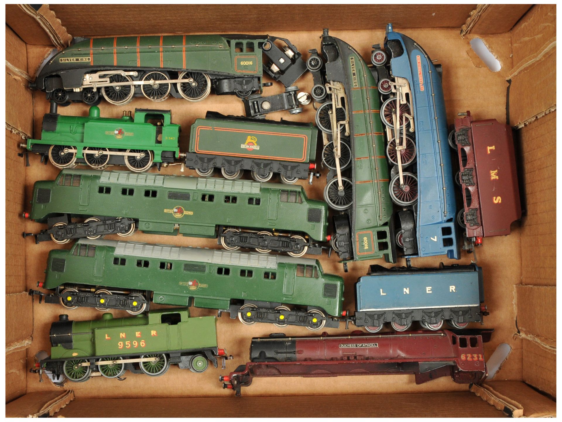 Hornby Dublo an unboxed group of 2&3-rail Steam and Diesel Locomotives along with spare parts to ...
