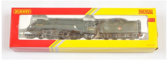 Hornby (China) Railroad R2784X 4-6-2 BR A4 Class Steam Locomotive No.60022 "Mallard" with DCC dec...