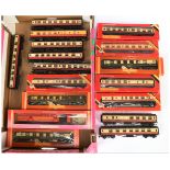 Hornby & Similar a boxed and unboxed group of mixed Coaches to include 