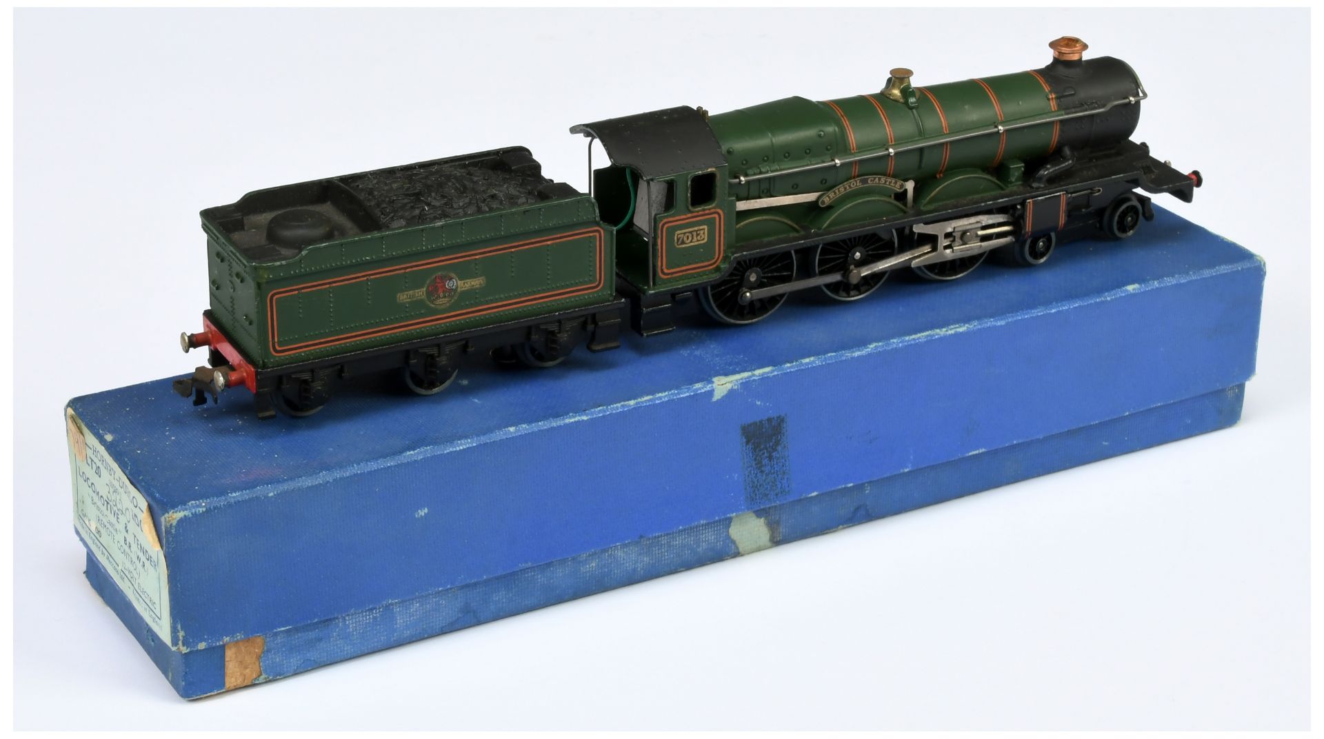 Hornby Dublo 3-rail EDLT20 4-6-0 BR green Castle Class Loco No.7013 "Bristol Castle - Image 2 of 2