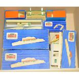 Hornby Dublo a boxed and unboxed group of Buildings and similar items to include