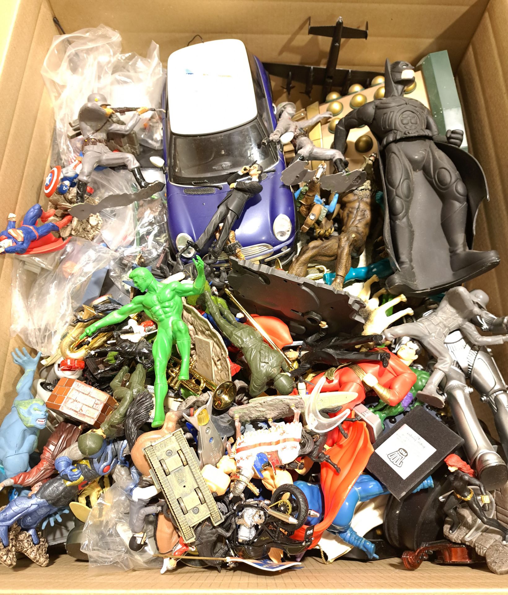Quantity of Loose Mixed Action Figures & Vehicles