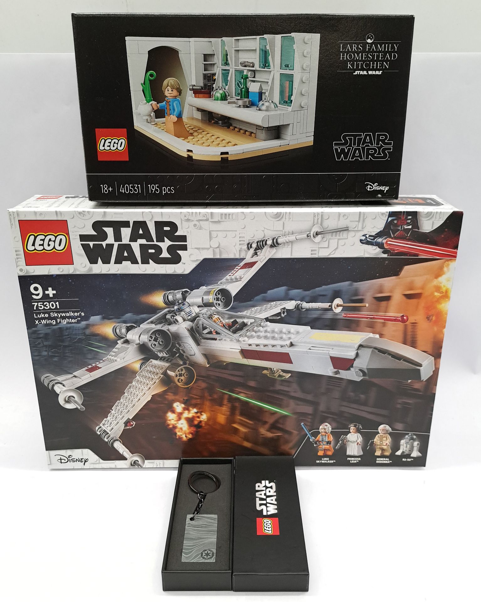 Lego Star Wars Sets X2 with VIP Keychain