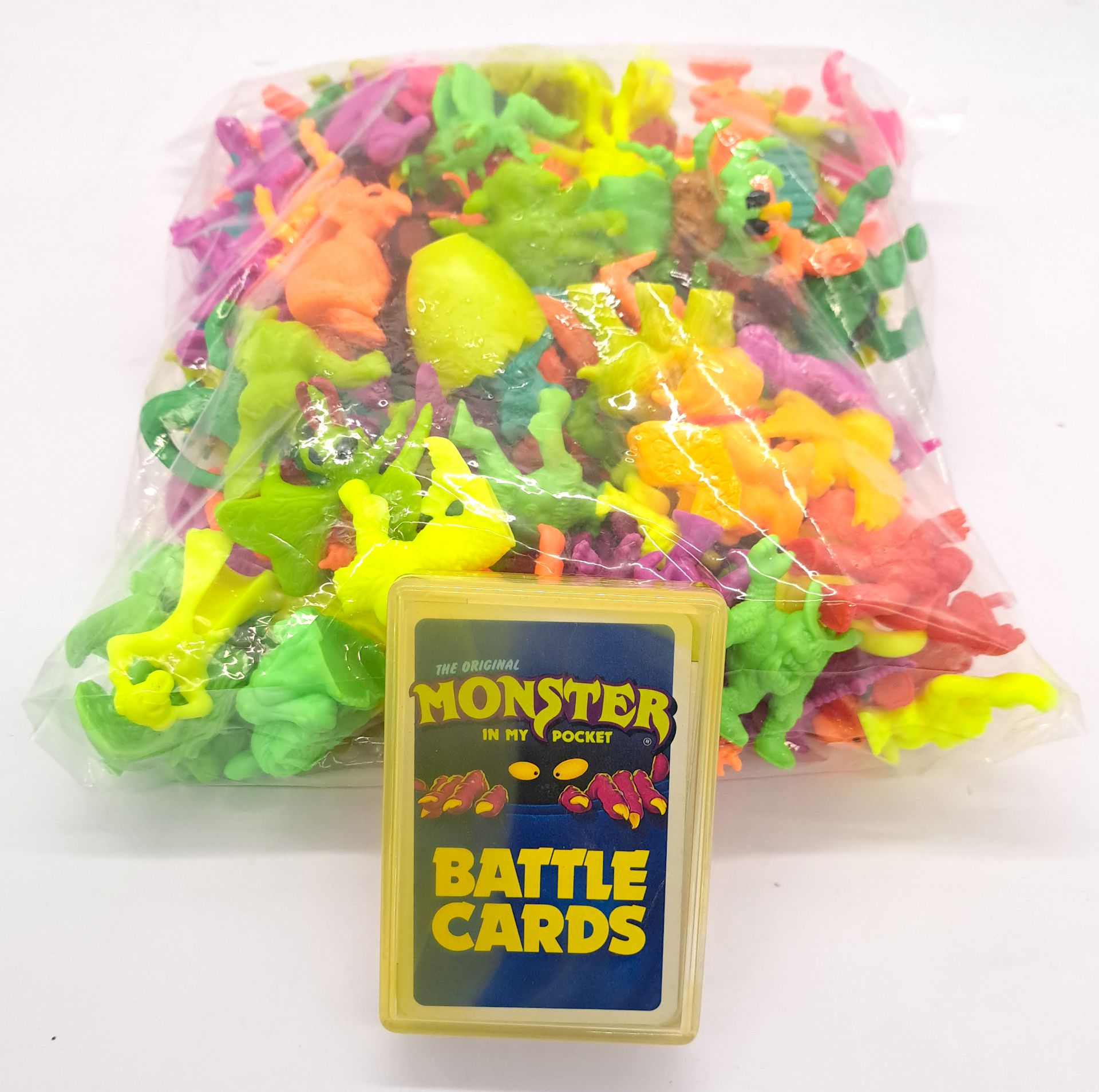 Monsters in my Pocket Battle Card and Figures