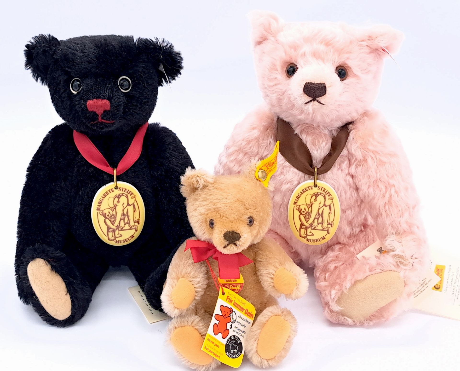 Steiff teddy bear trio 