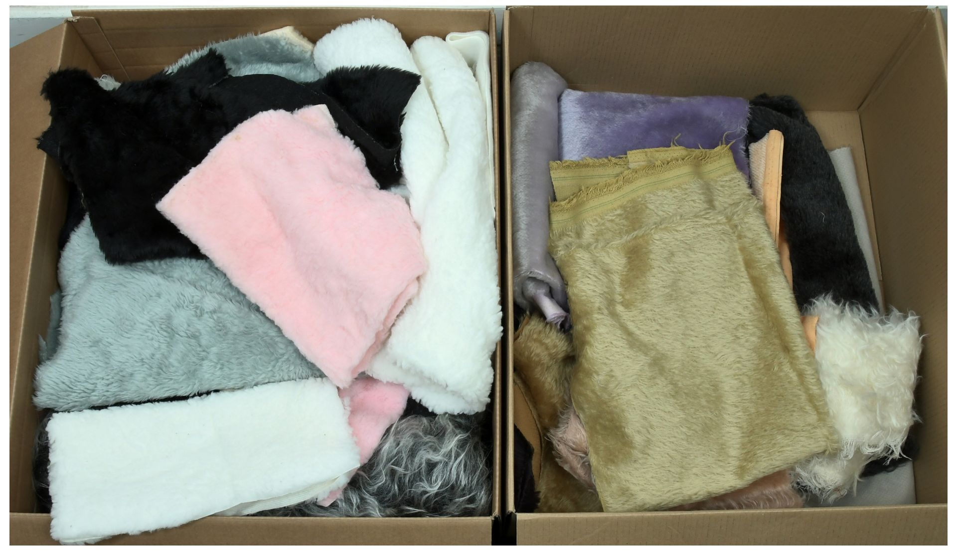 Quantity of bear-making material, including mohair