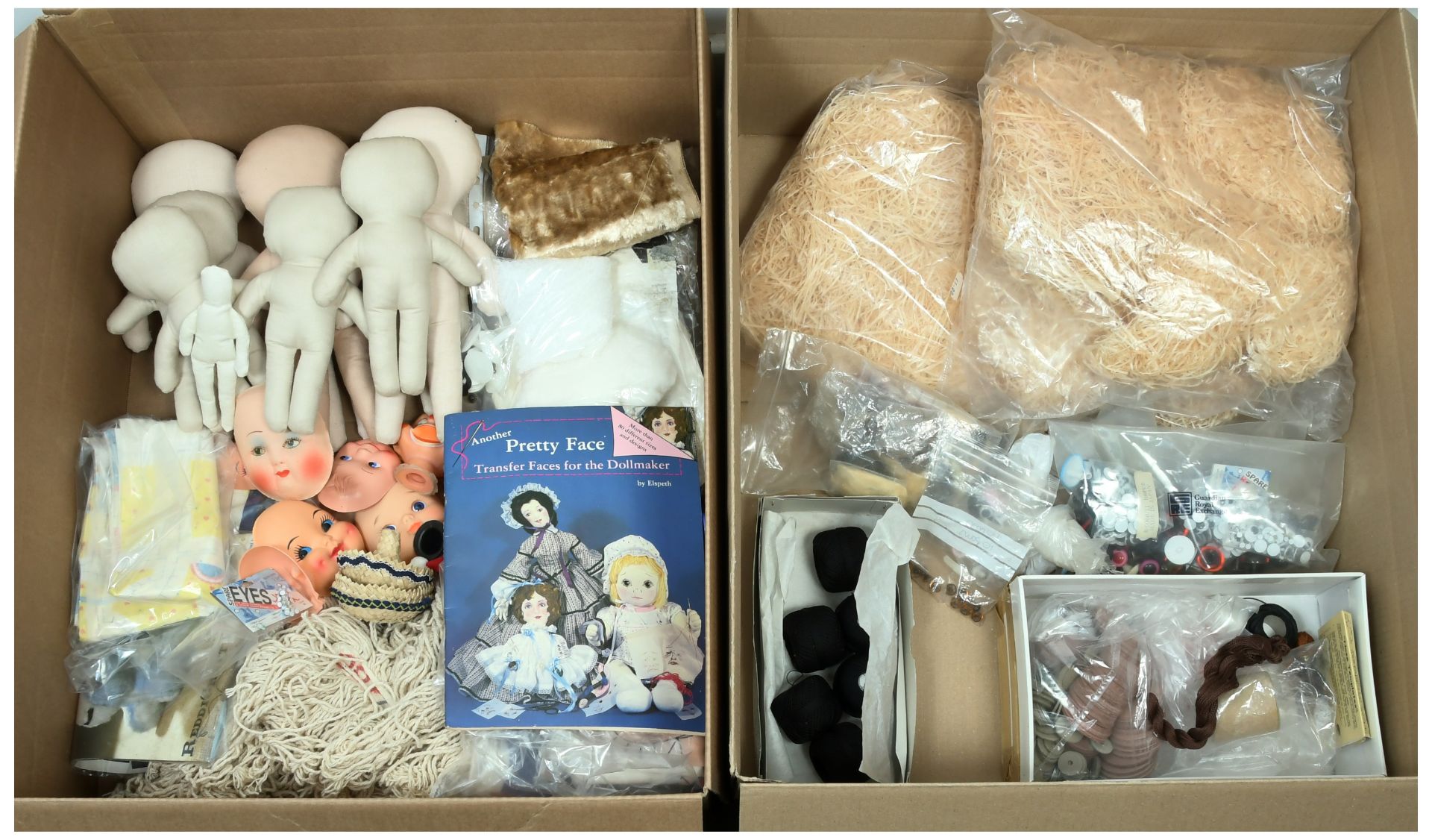 Large quantity of doll and bear making supplies, plus dolls and doll's clothing - Bild 2 aus 2