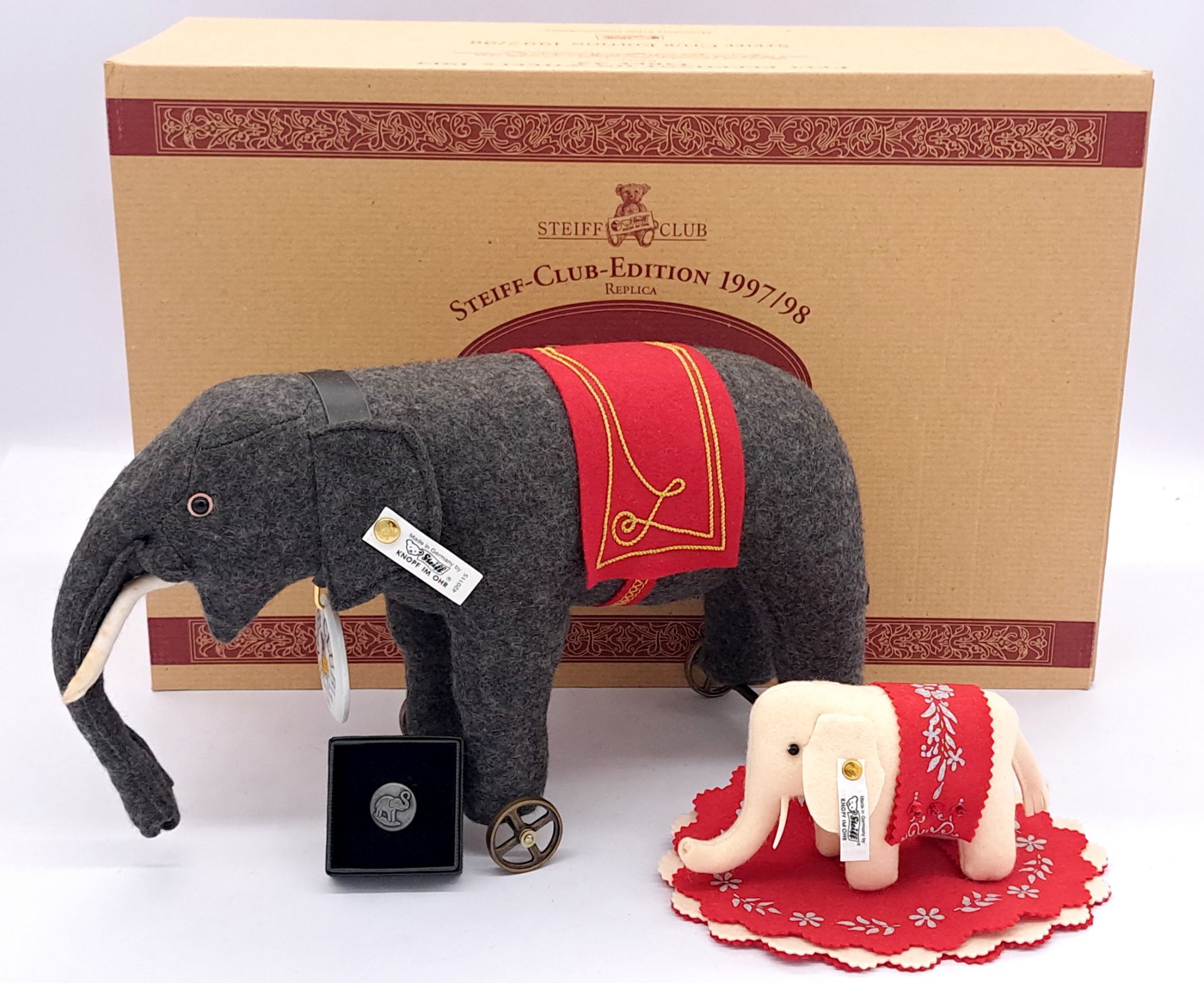 Steiff Elephant pair