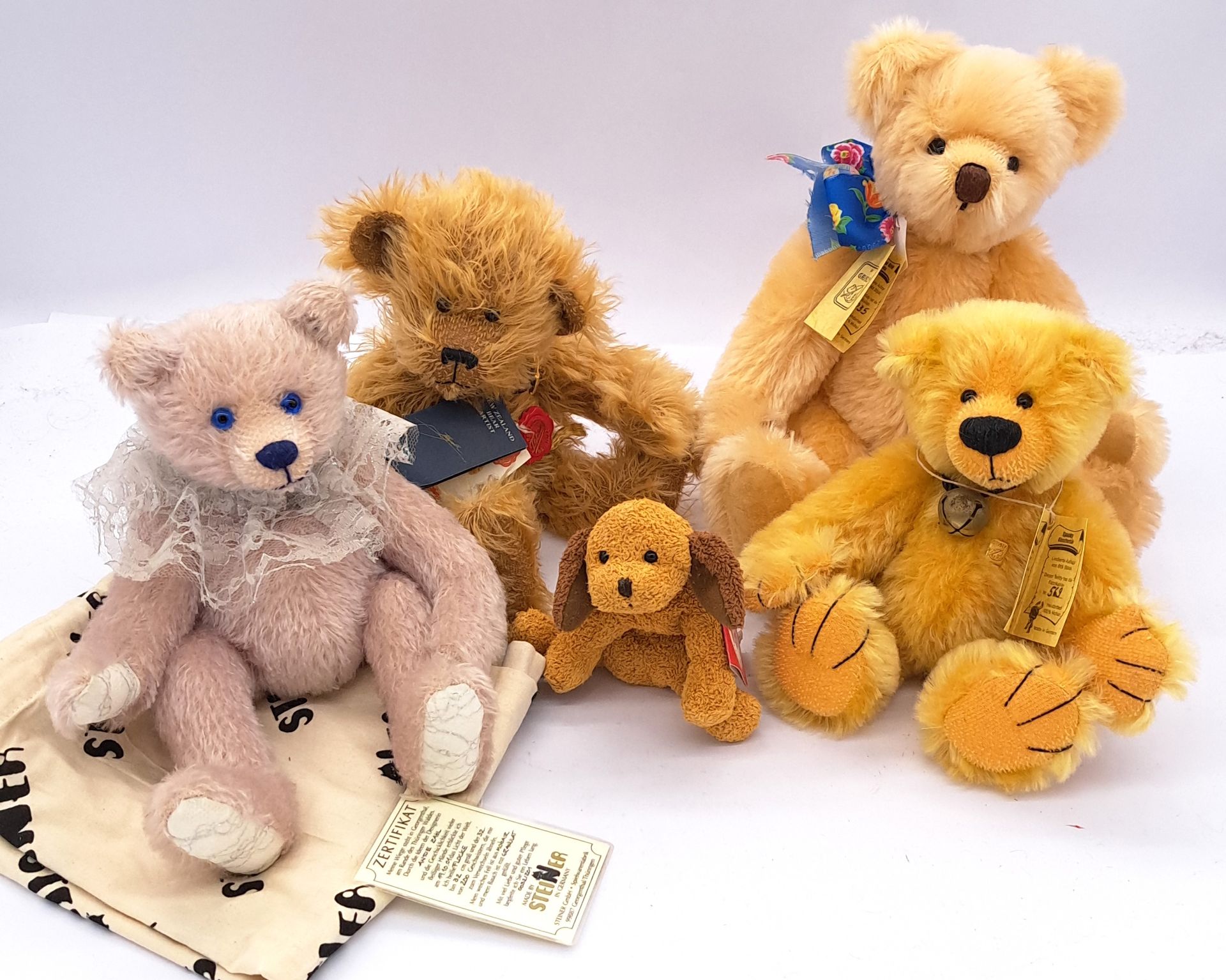 German teddy bear assortment including Steiner, Teddy-Hermann and Grisly-Spielwaren