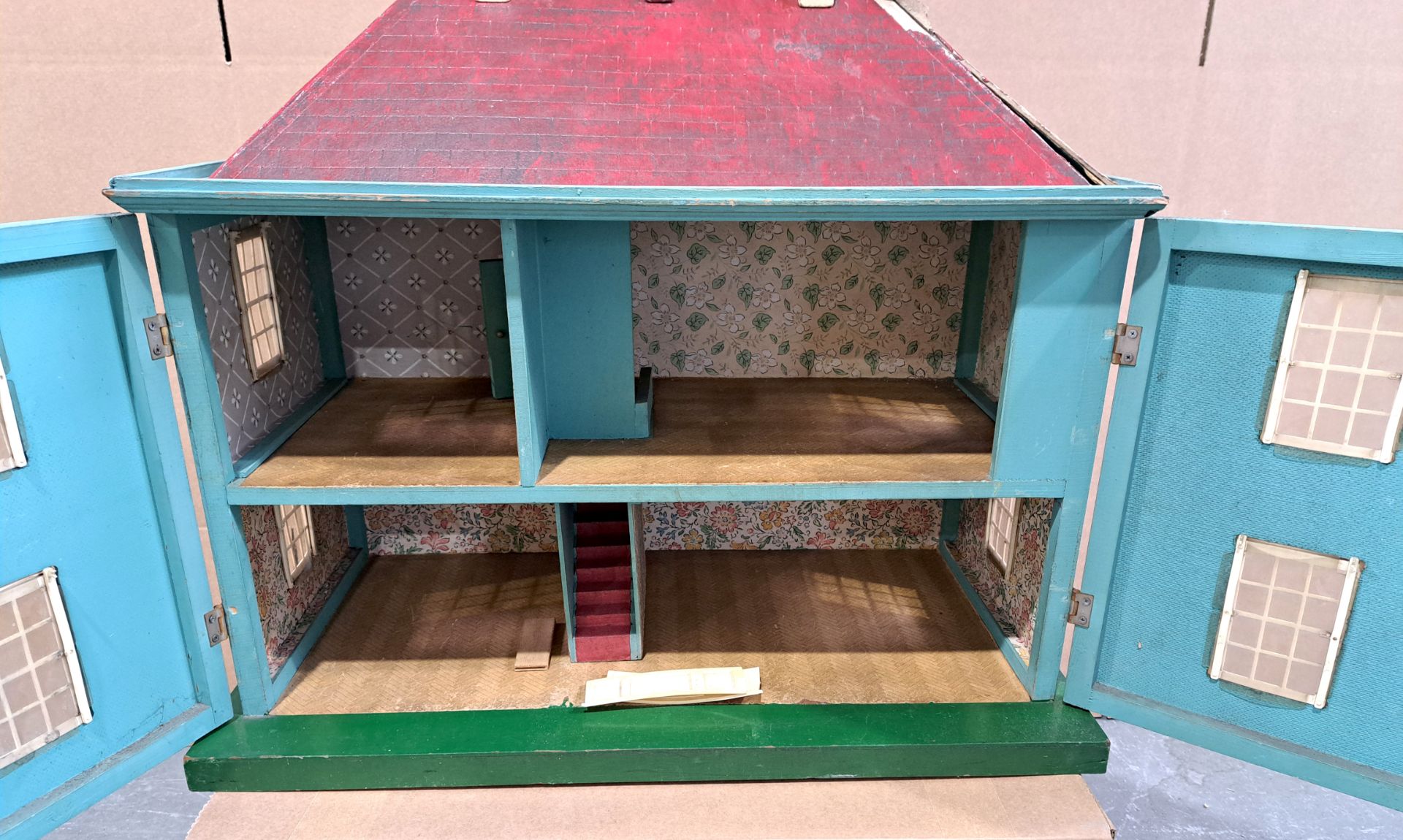 Triang Queen Anne dolls house & furniture  - Bild 3 aus 3