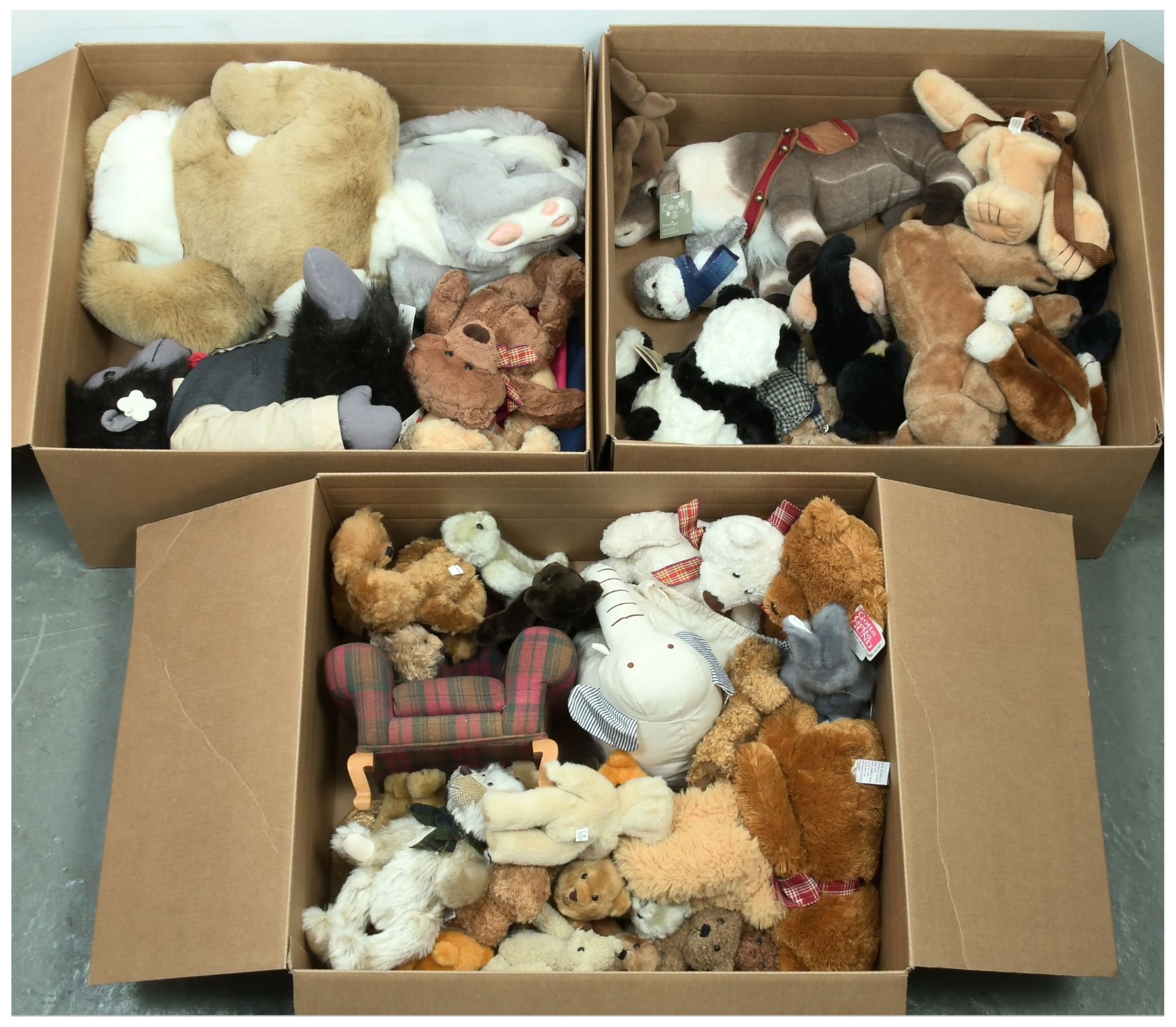 Large quantity of plush teddy bears including Gund, Russ, TY and others  - Image 2 of 2