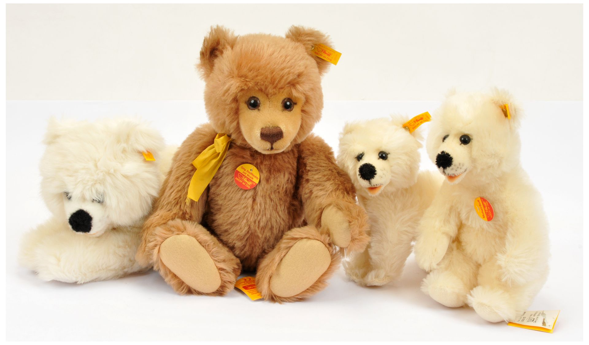 Steiff group of mohair and plush bears