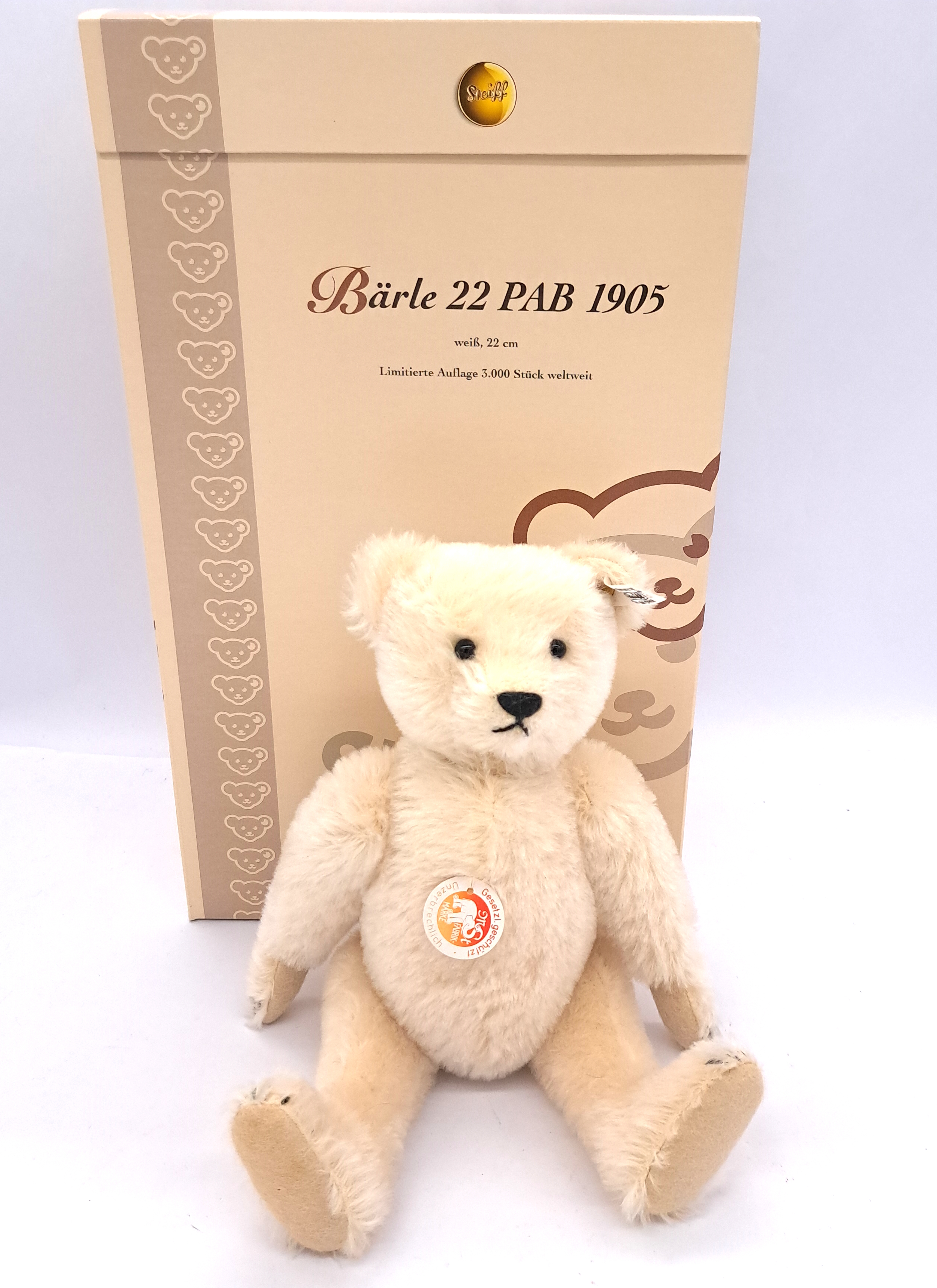 Steiff white mohair Barle PB 1905 replica teddy bear