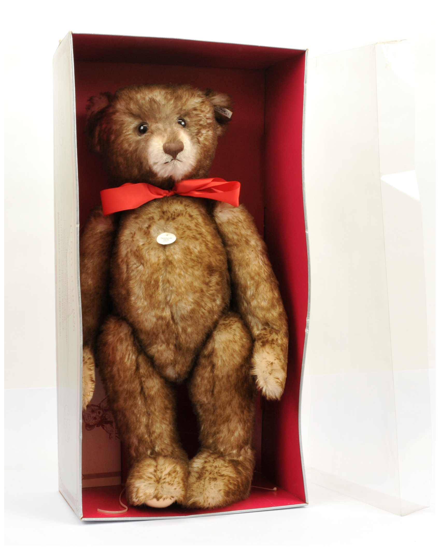 Steiff "Happy" 1926 teddy bear replica