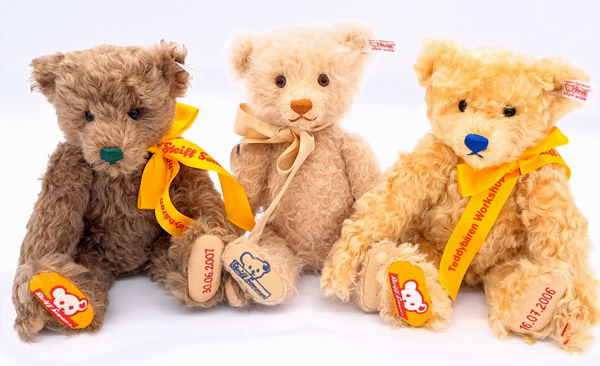 Steiff teddy bear trio 