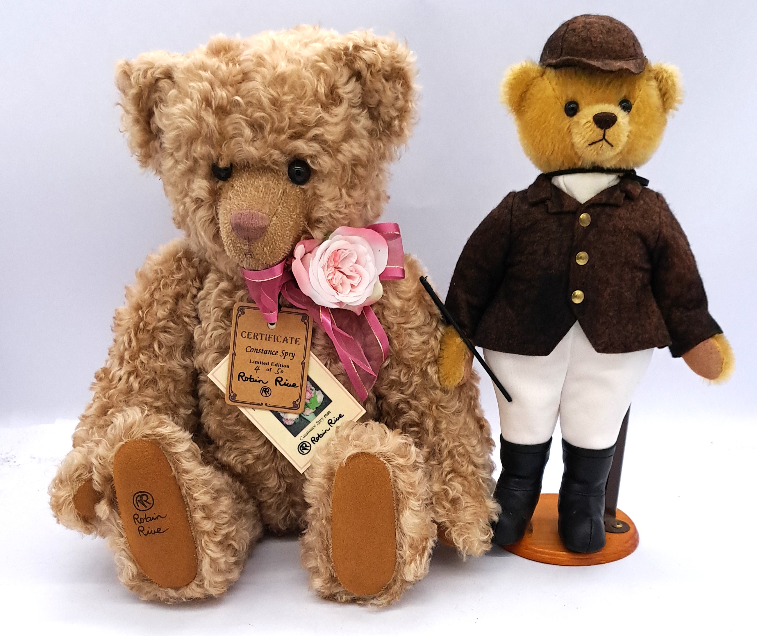 Robin Rive Countrylife pair of bears