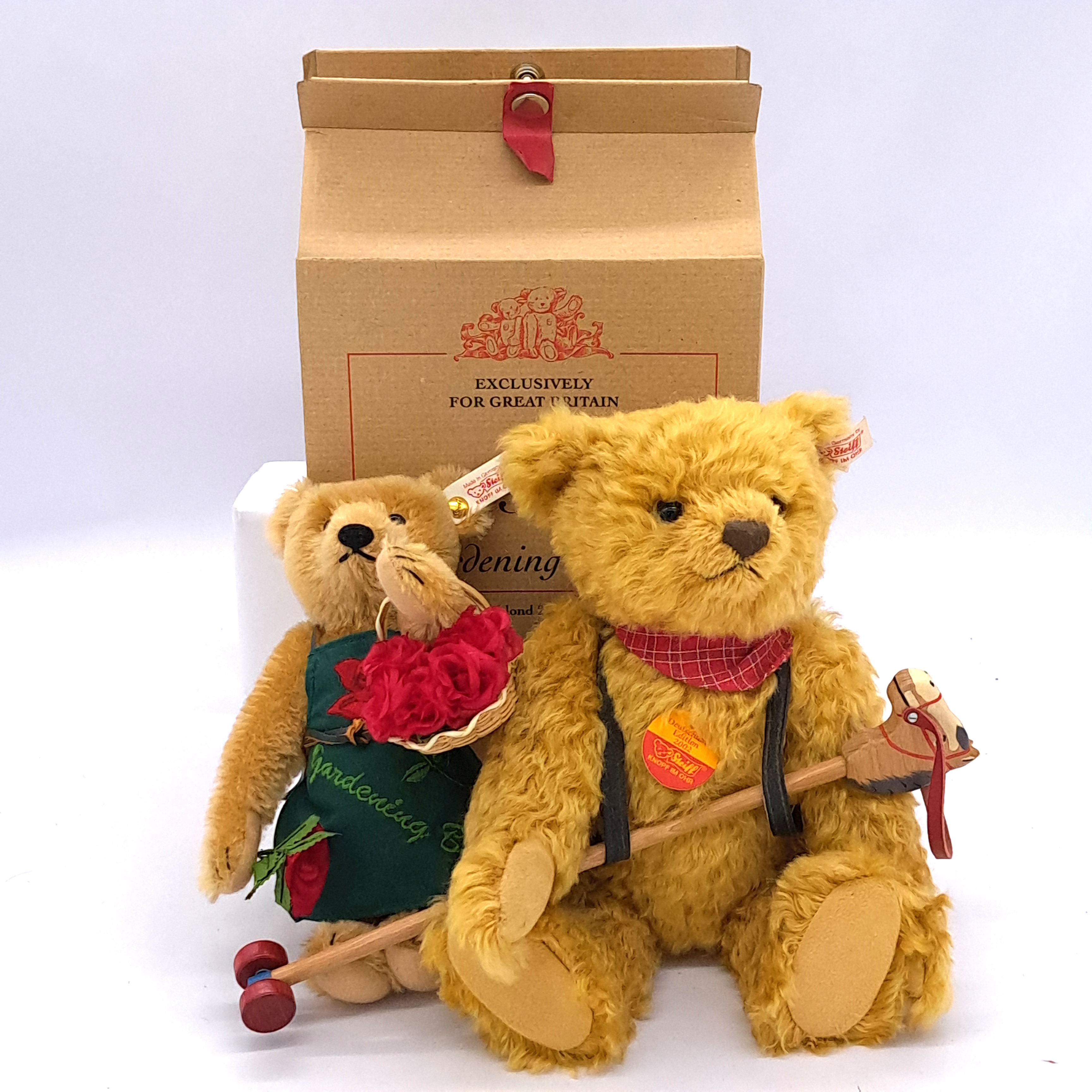 Steiff pair of teddy bears