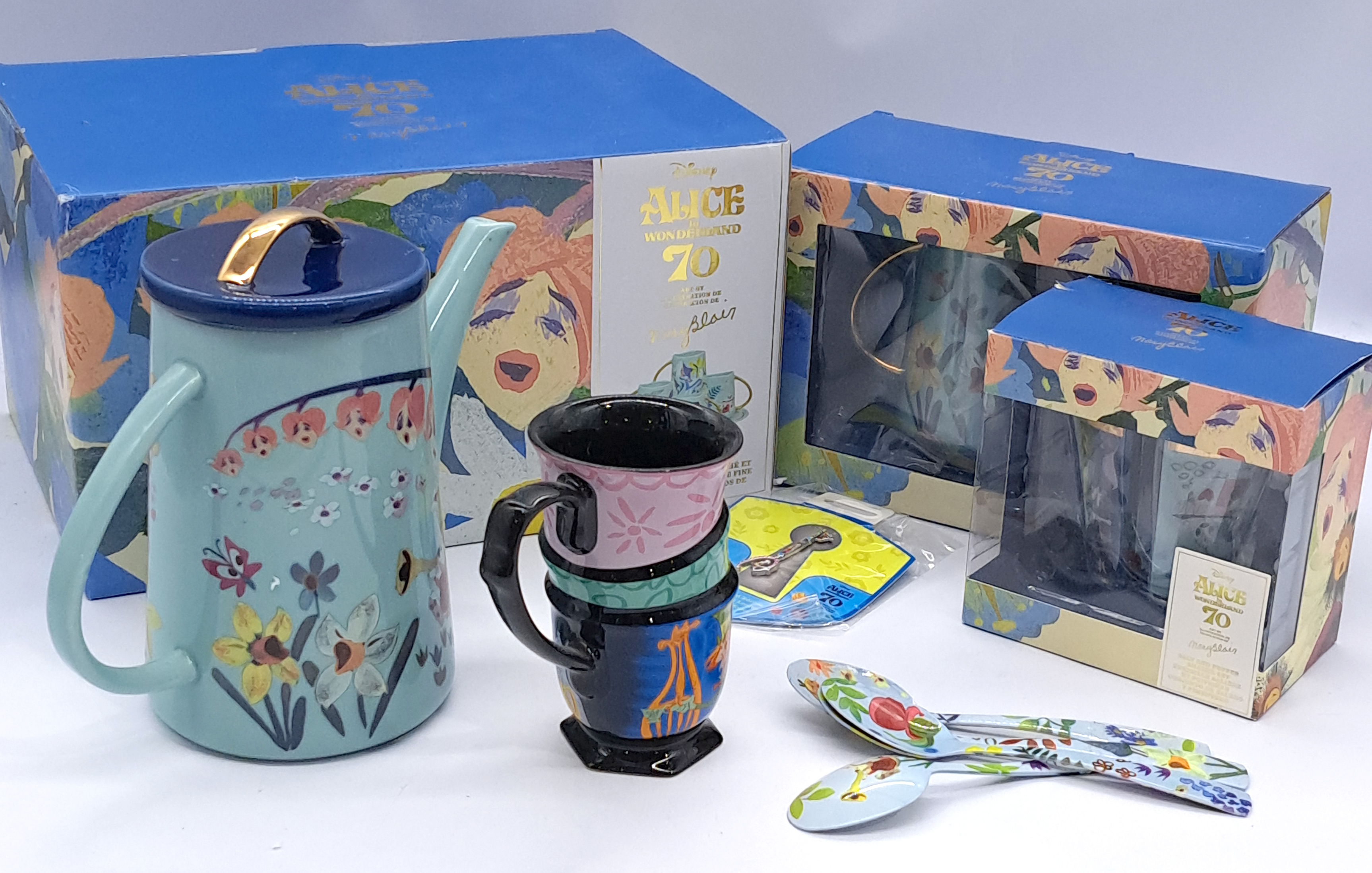 Disney Alice in Wonderland collection of fine china/china and accessories
