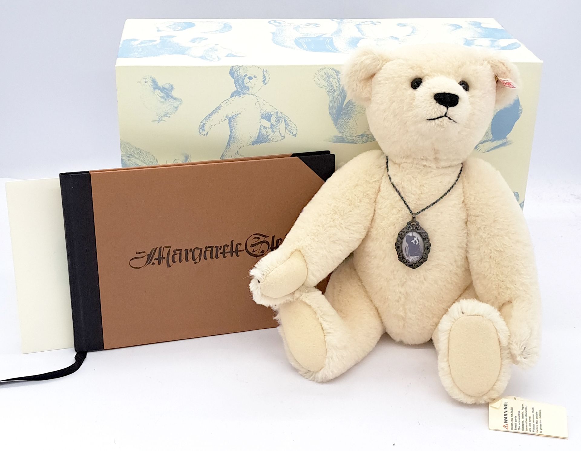 Steiff Margarete Scrap Book teddy bear