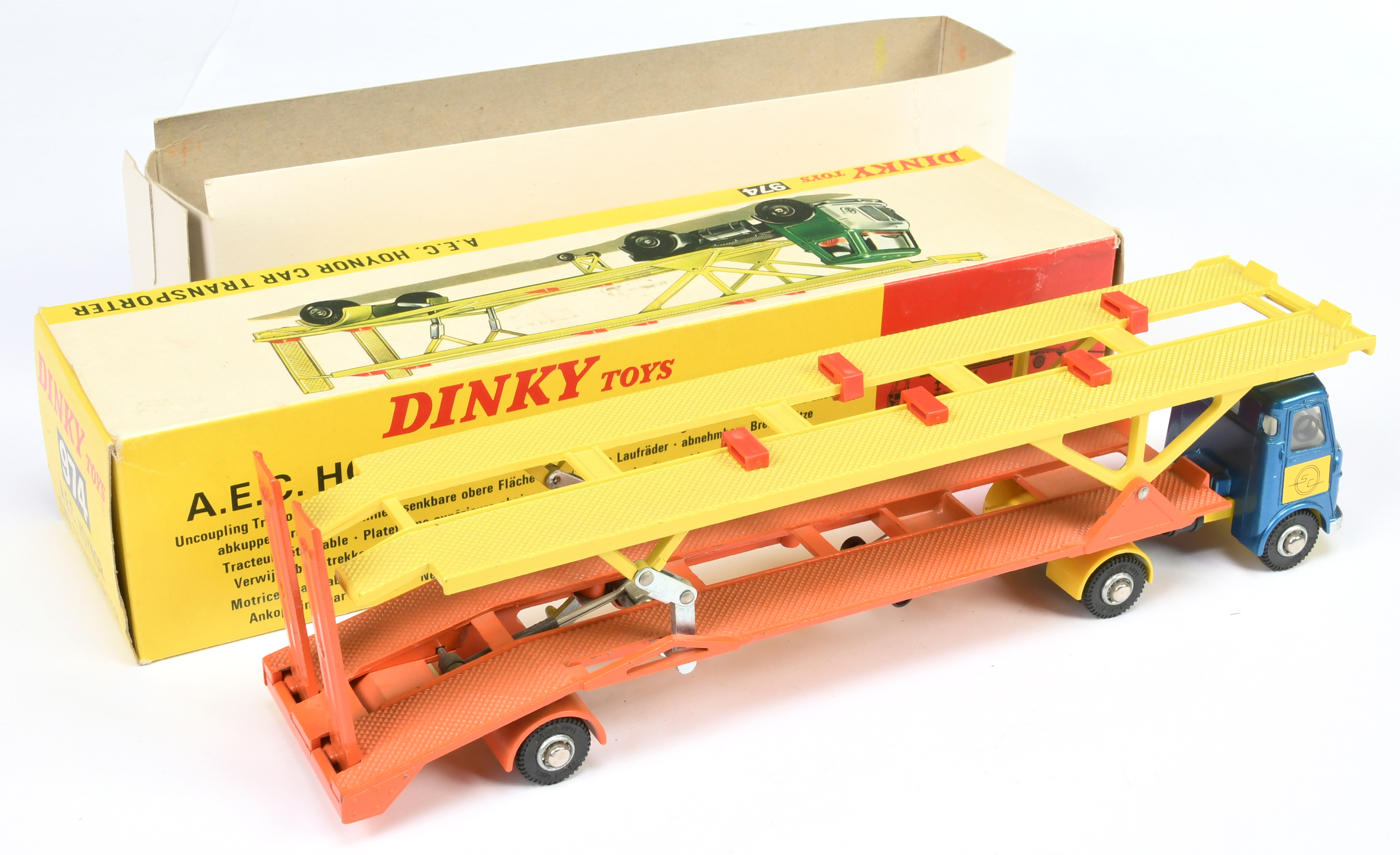 Dinky Toys 974 AEC Hoynor Car Transporter "Silcock & Colling Ltd" - Metallic blue cab with yellow... - Image 2 of 2