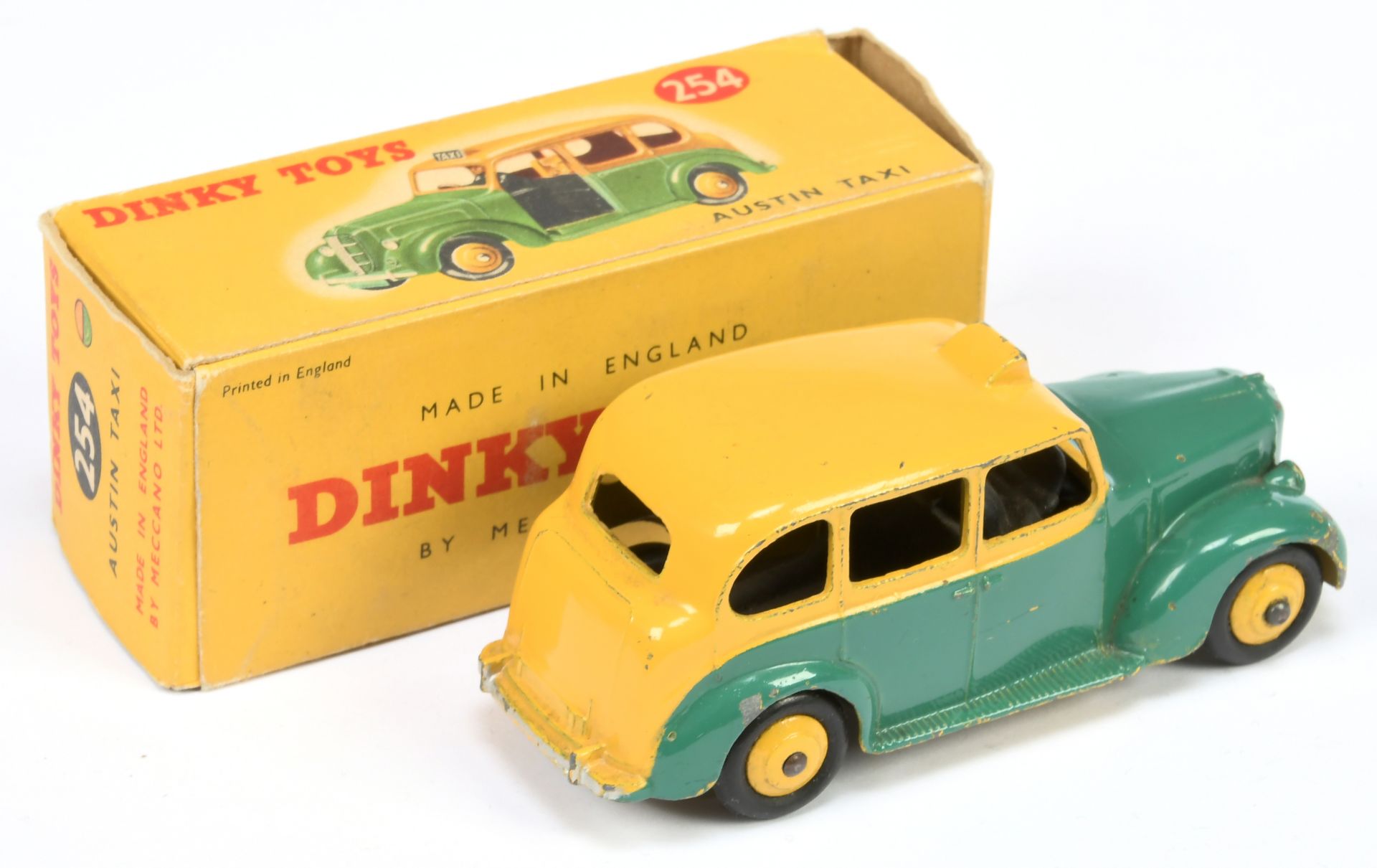 Dinky 254 Austin "Taxi" Two-Tone Green and Yellow including rigid hubs, black base and interior, ... - Bild 2 aus 2