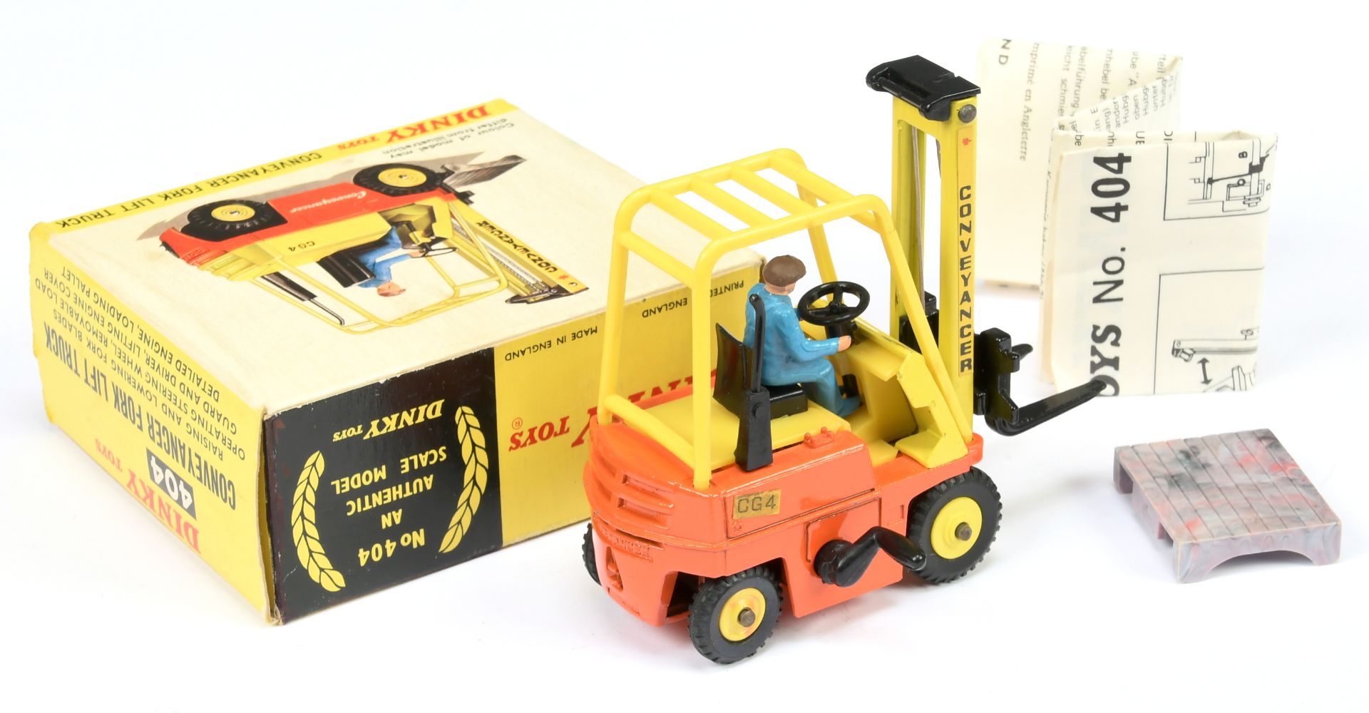 Dinky Toys 404 Conneyancer Fork Lift Truck - Orange body, yellow plastic inner and cage, black fo... - Image 2 of 2