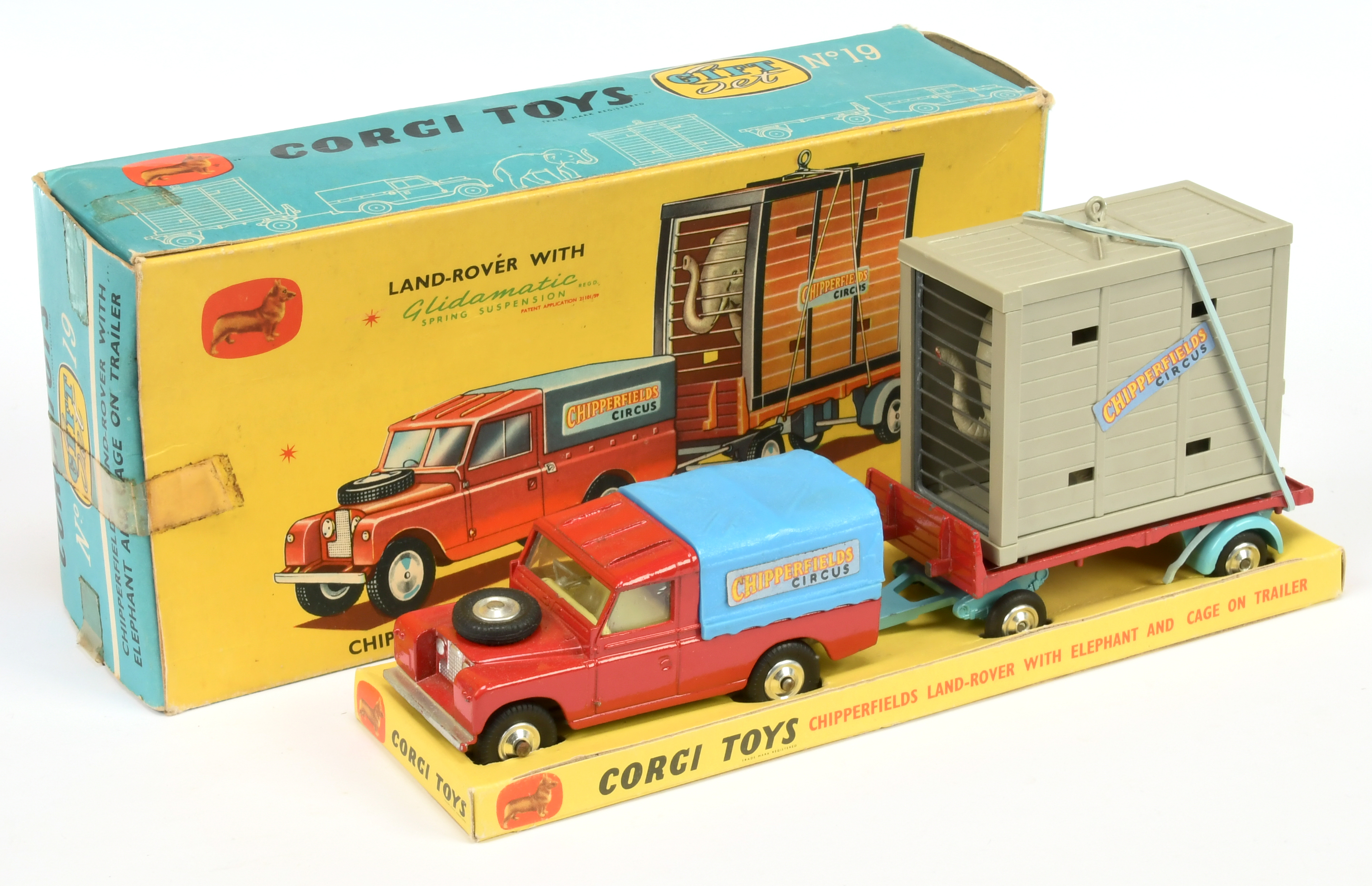 Corgi Toys GS19 "Chipperfields Circus" Land Rover With Elephant cage On Trailer (2nd issue) - Red...