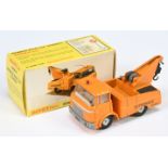 French Dinky Toys 589A Berliet Breakdown Truck - Deep yellow body, back and jib,black platforms, ...