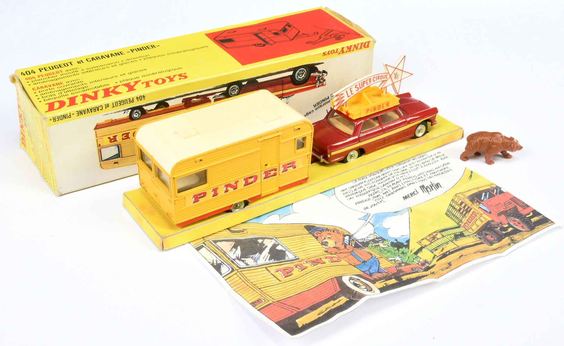 French Dinky Toys 882"Pinder" Peugeot 404 & Caravane - Red, yellow, light beige interior, concave... - Bild 2 aus 2