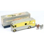 Dinky Toys 979 Racehorse transporter "Newmarket Racehorse transport Service Ltd" - Two-Tone Grey ...