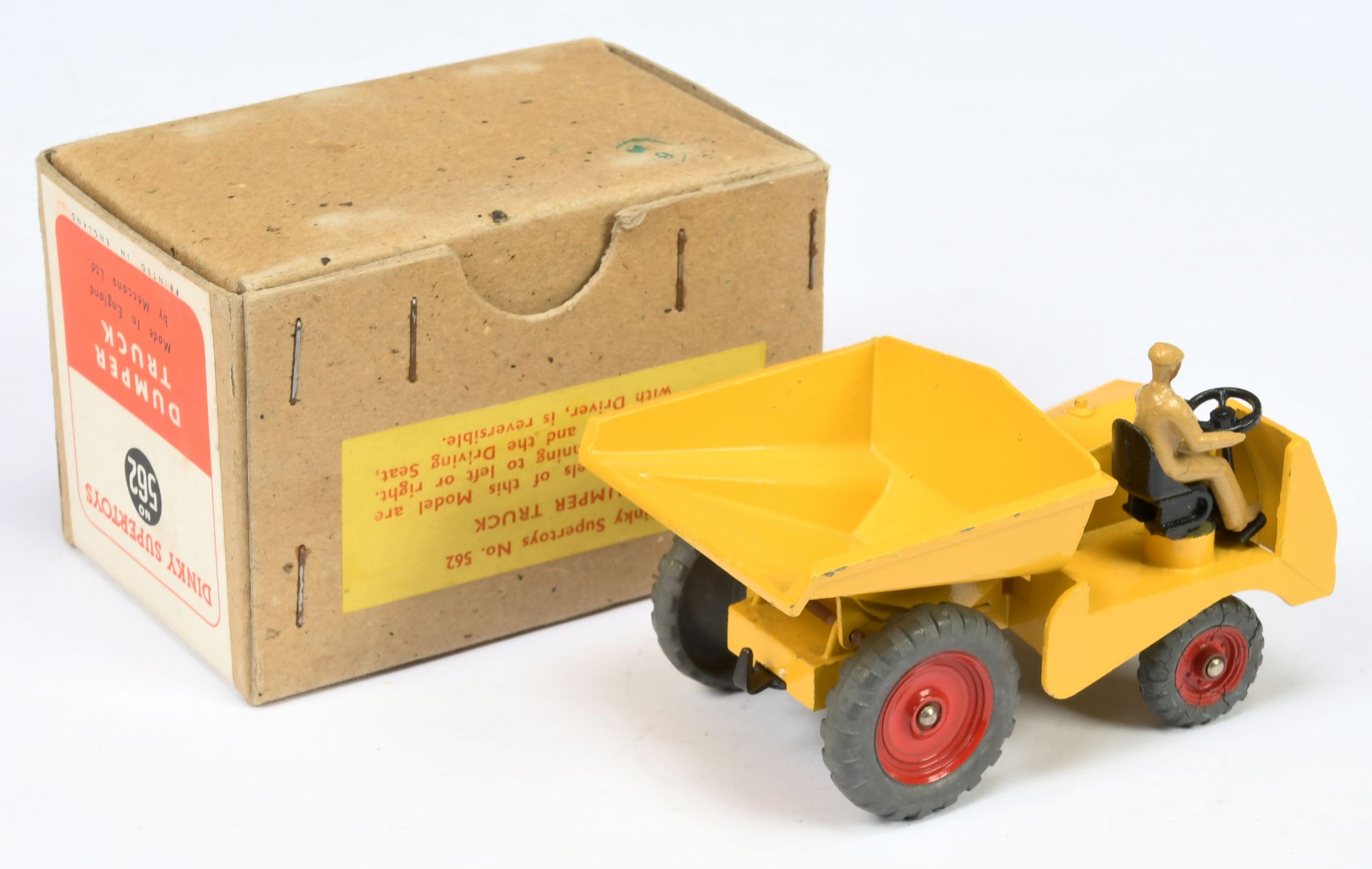 Dinky Toys 562 Dumper Truck - Yellow body, chassis and tipper, black seat, steering wheel and met... - Bild 2 aus 2