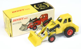 Dinky Toys 437 Muir Hill 2-Wheel Loader "Taylor Woodrow" - Yellow body red hubs (plastic to front...