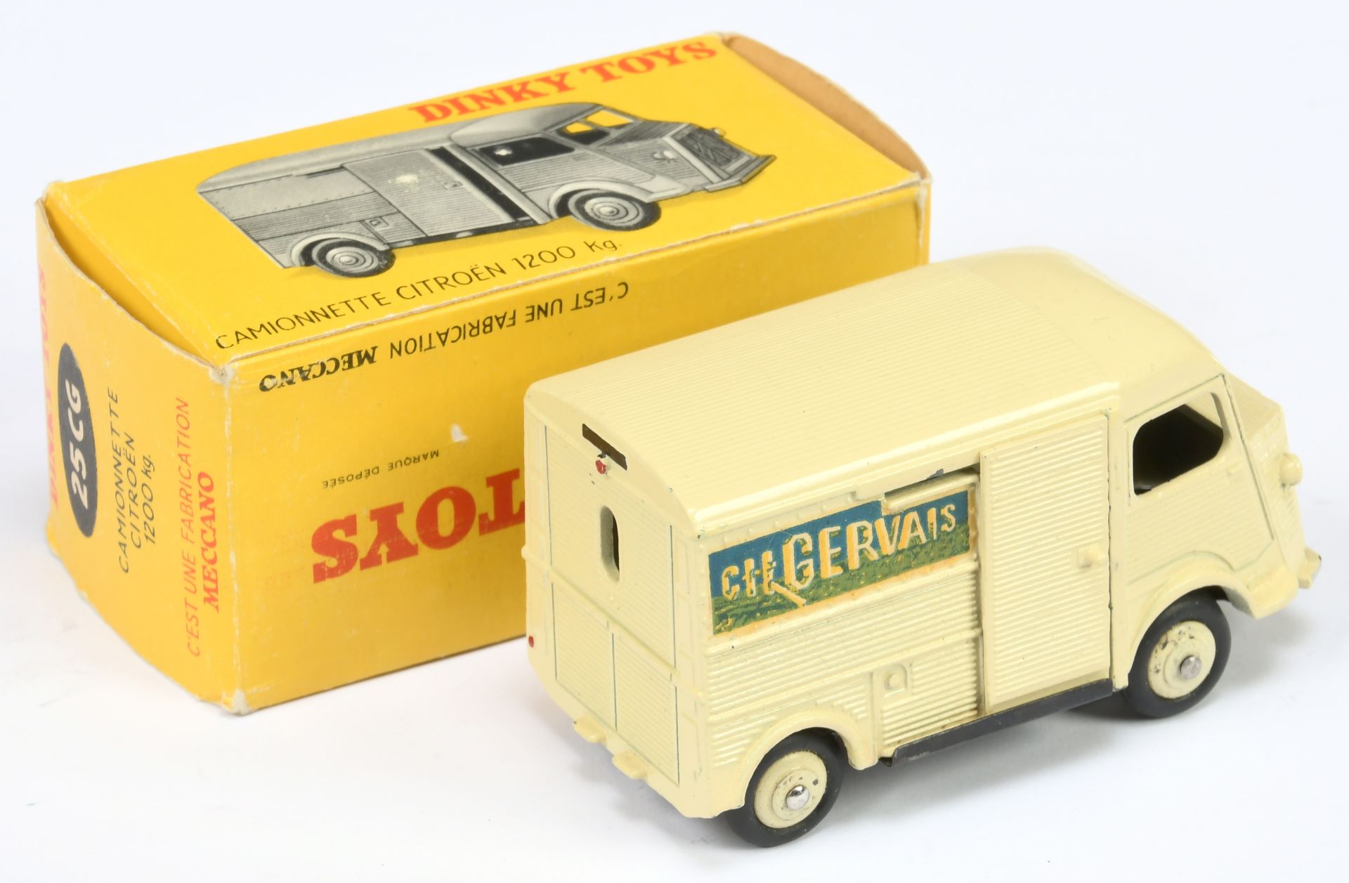 French Dinky Toys 25CG Citroen Type H Van "Gervais" - Cream body and convex hubs , - Bild 2 aus 2