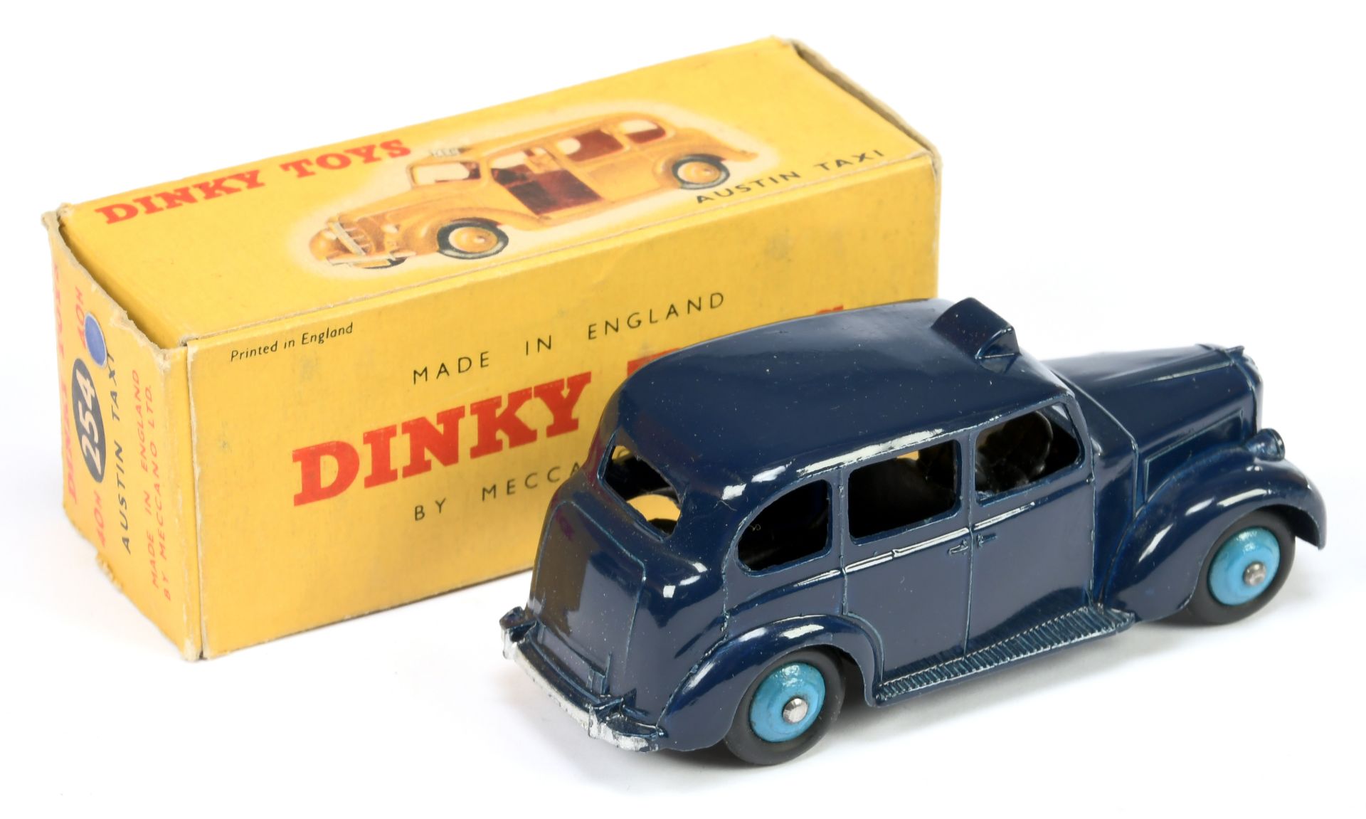 Dinky 254 Austin "Taxi" - Blue body, mid-blue rigid hubs, black base and interior, silver trim an... - Bild 2 aus 2