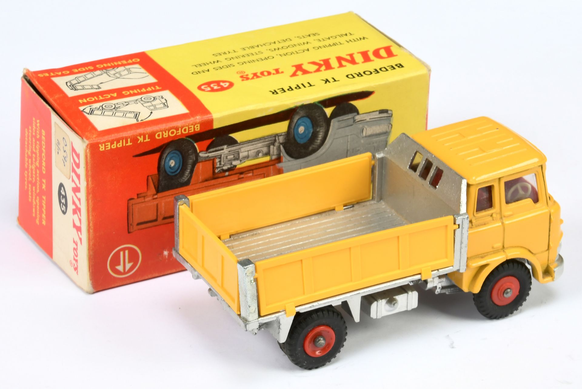 Dinky Toys 435 Bedford TK Tipper - Yellow cab, roof and side panels, silver trim, back and chassi... - Image 2 of 2