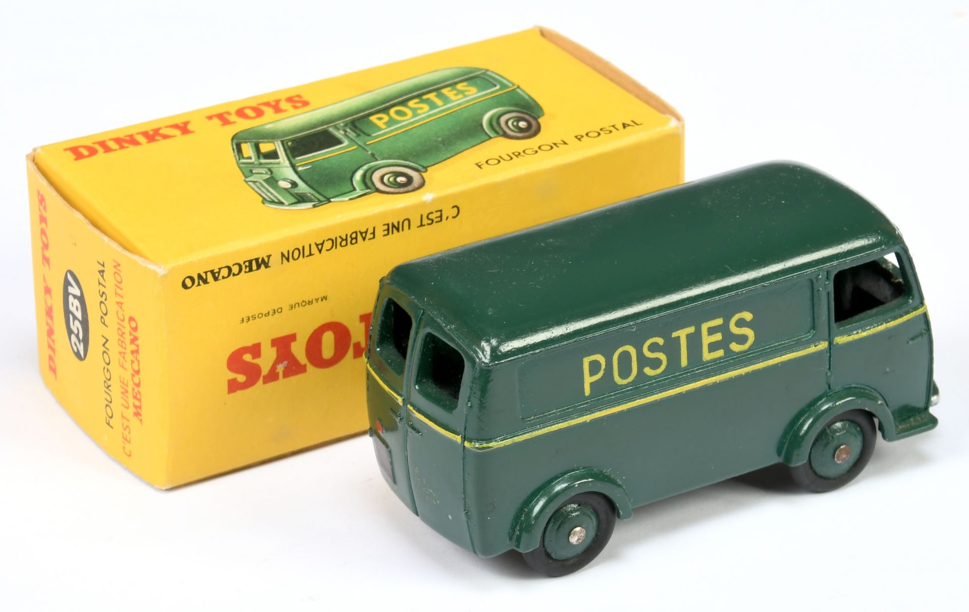 French Dinky Toys 25BV Peugeot Fourgon " Postes" - Green including convex hubs, yellow trim with ... - Image 2 of 2