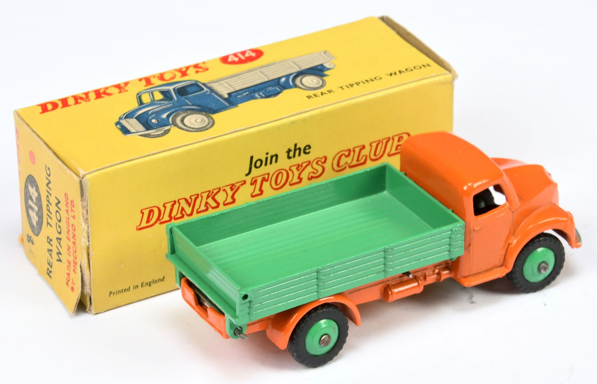 Dinky Toys 414 Dodge Tipping Wagon - Orange cab and  chassis, mid-green tipper and rigid hubs wit... - Image 2 of 2