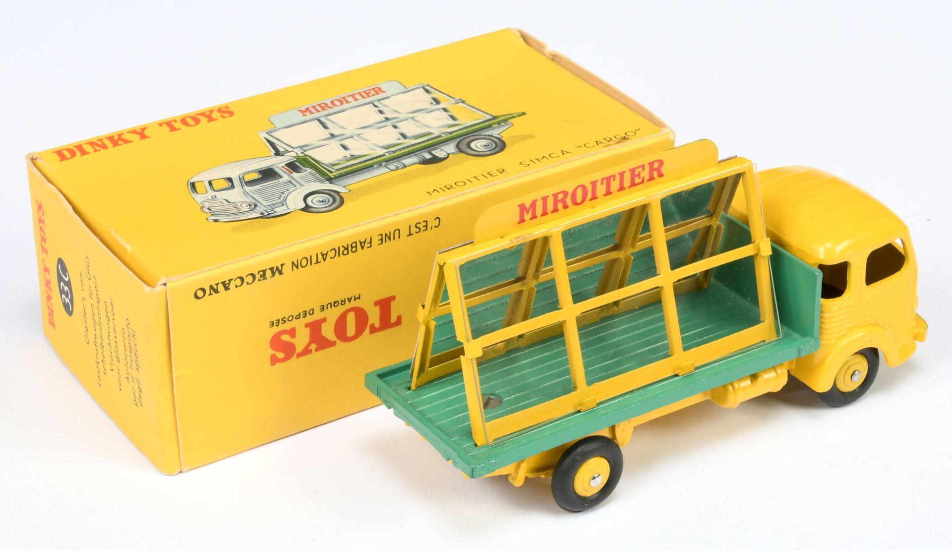 French Dinky Toys 33C Simca Cargo "Saint-Gobain/Miroitier" - Yellow cab, chassis and convex hubs,... - Image 2 of 2